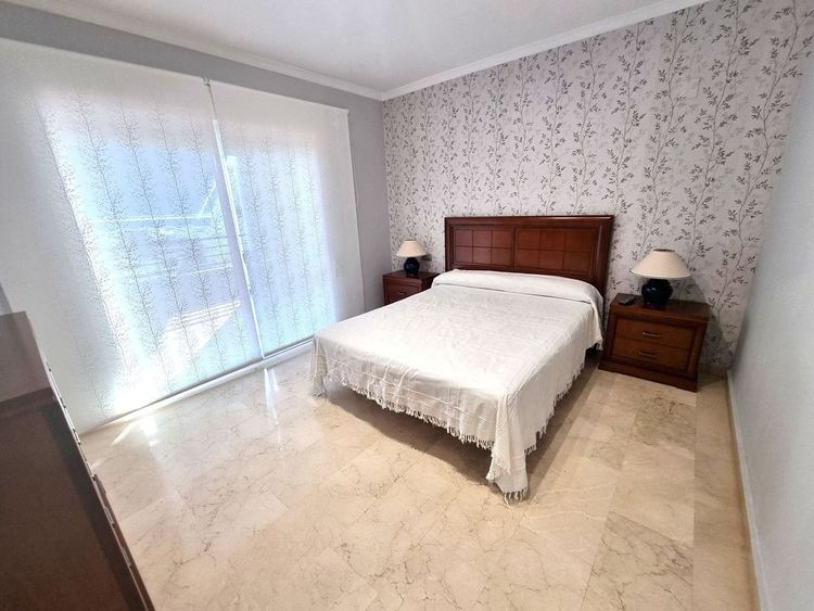 Apartment | Resale in Puerto Banús in Puerto Banús, Costa del Sol - Photo 4