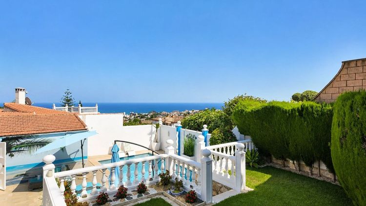 House | Resale in Benalmadena in Benalmadena Others, Costa del Sol - Photo 3