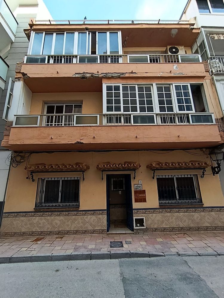 Apartment | Resale in Fuengirola in Fuengirola Others, Costa del Sol - Main property photo