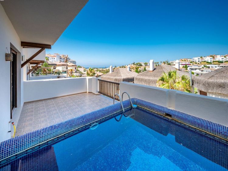House | Resale in Mijas in Mijas Others, Costa del Sol - Photo 3