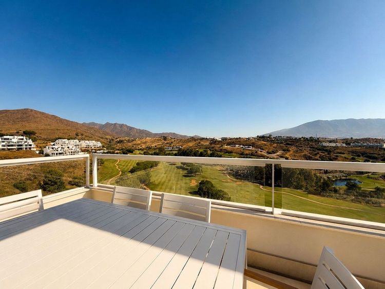 Townhouse in La Cala Golf in La Cala Golf, La Cala Golf - Lagar Martell, Costa del Sol - Photo 4