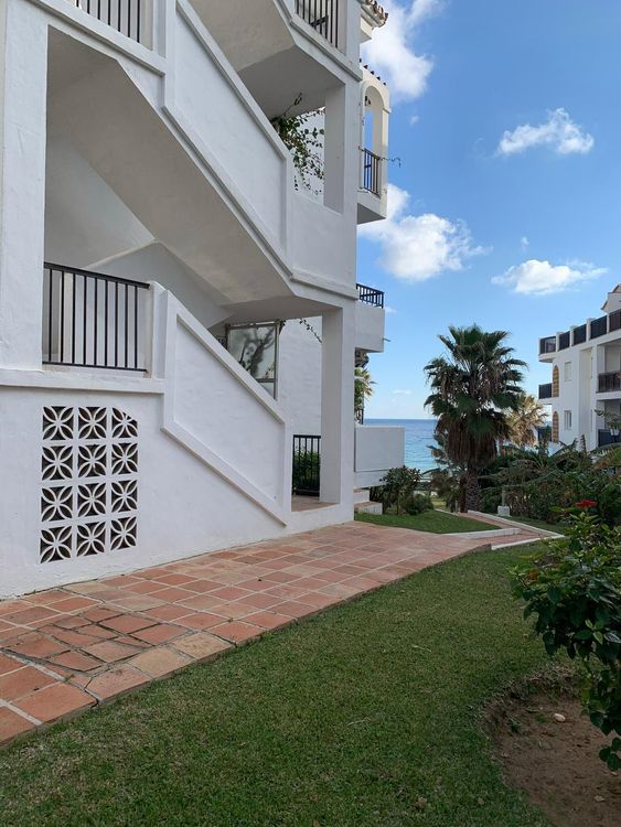 Apartment | Resale in Calahonda in Calahonda, Costa del Sol - Photo 4