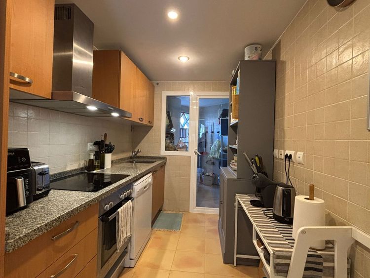 Apartment | Resale in Los Arqueros in Los Arqueros, Costa del Sol - Photo 5