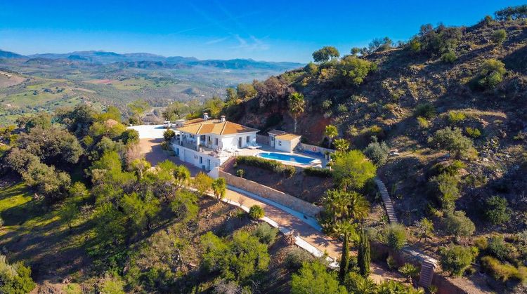 House | Resale in Guaro - Development photo 1