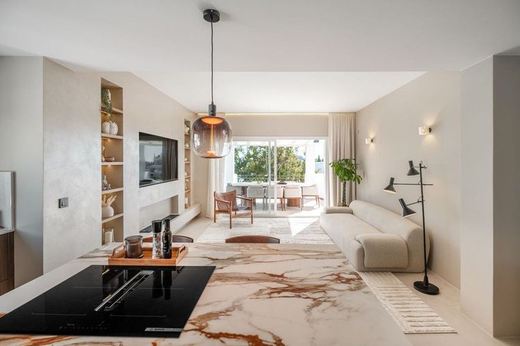 Penthouse | Resale in La Quinta in La Quinta, Costa del Sol - Photo 2