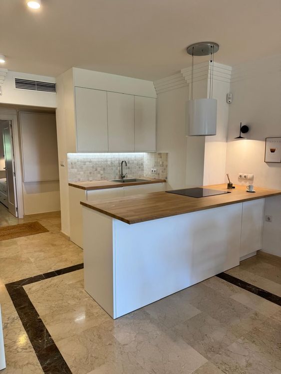 Apartment | Resale in Marbella in Marbella Others, Costa del Sol - Photo 3