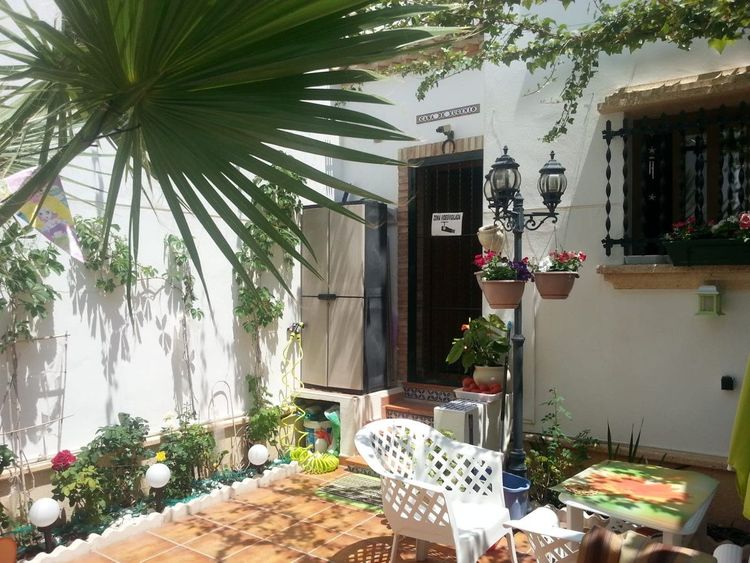 House | Resale in Villamartin in Villamartin, Costa Blanca - Photo 3