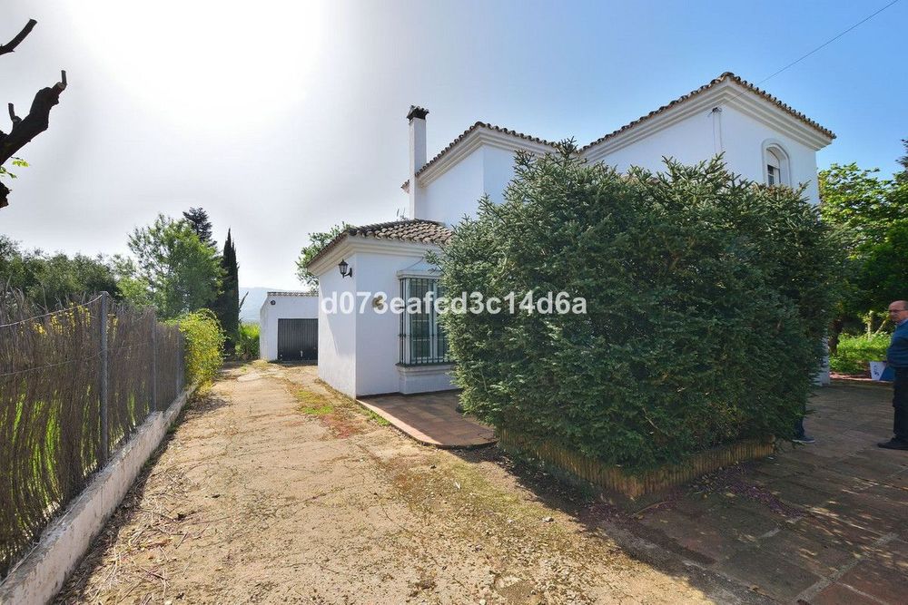 House | Resale in Ronda in Ronda, Costa del Sol - Main property photo