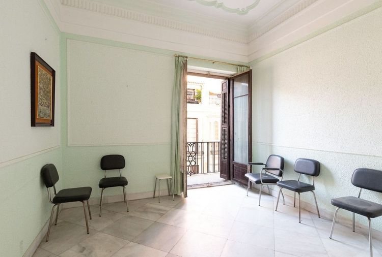 Apartment | Resale in Málaga Centro in Málaga Centro, Costa del Sol - Photo 4
