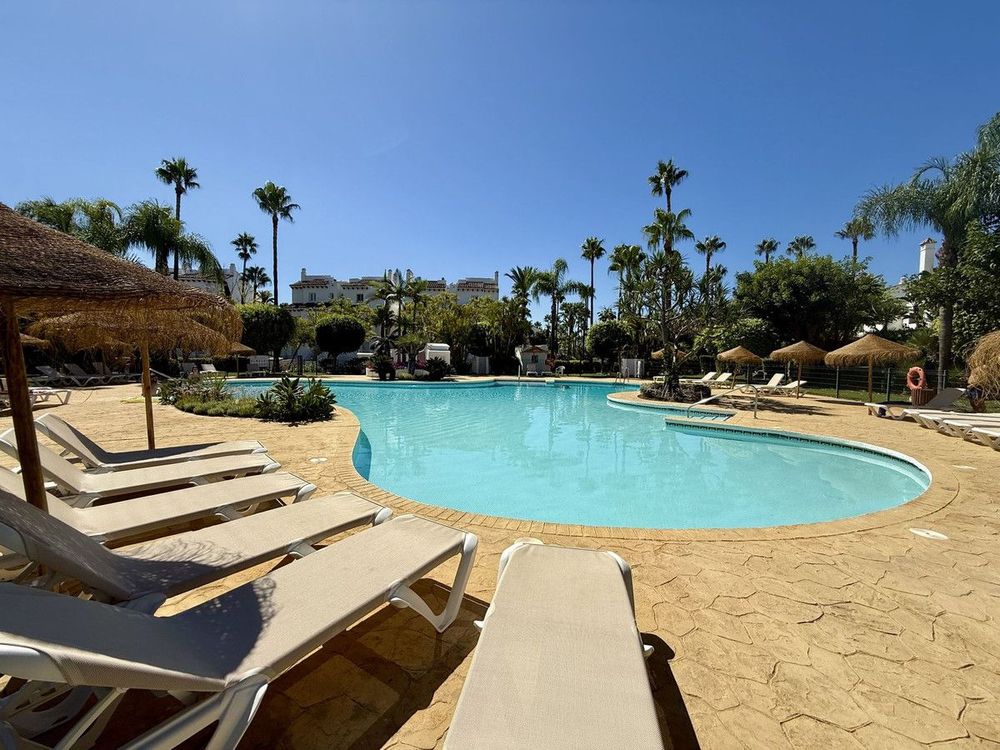 House | Resale in Costalita in Costalita, Costa del Sol - Main property photo