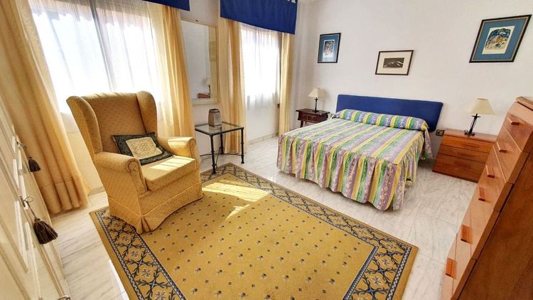 Apartment | Resale in Fuengirola in Fuengirola Others, Costa del Sol - Photo 3