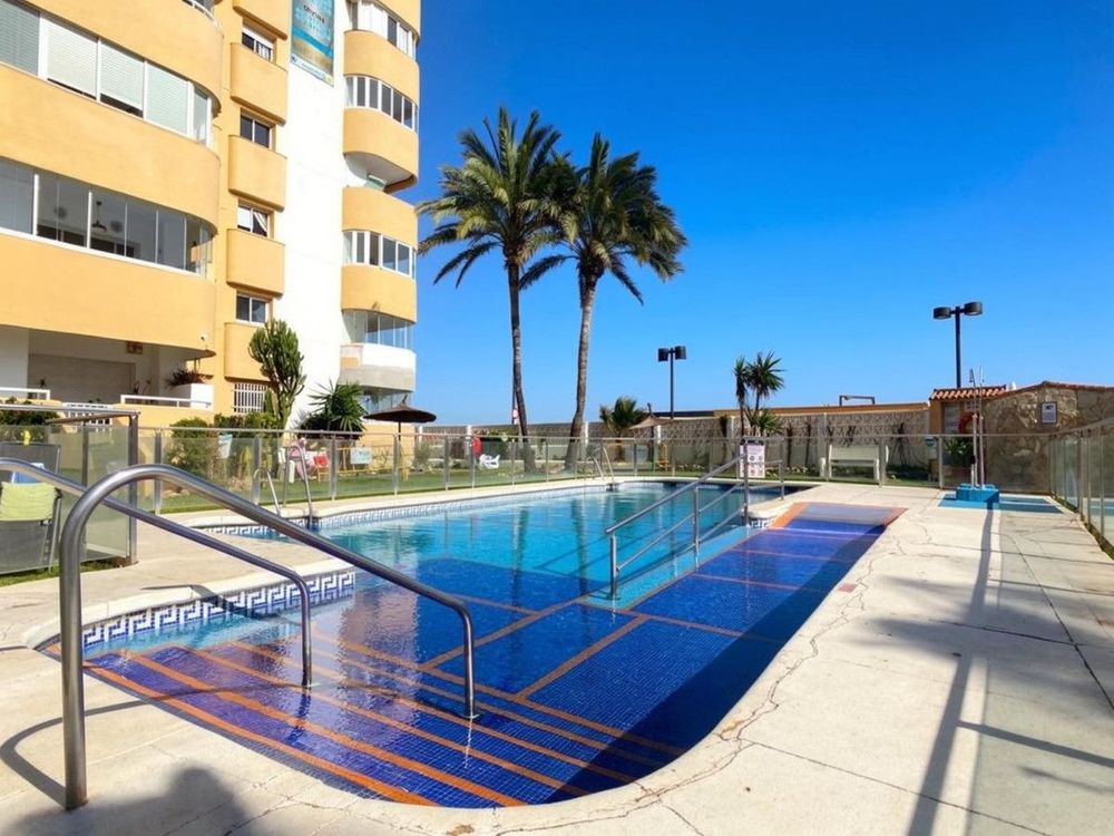 Apartment | Resale in Fuengirola in Fuengirola Others, Costa del Sol - Main property photo