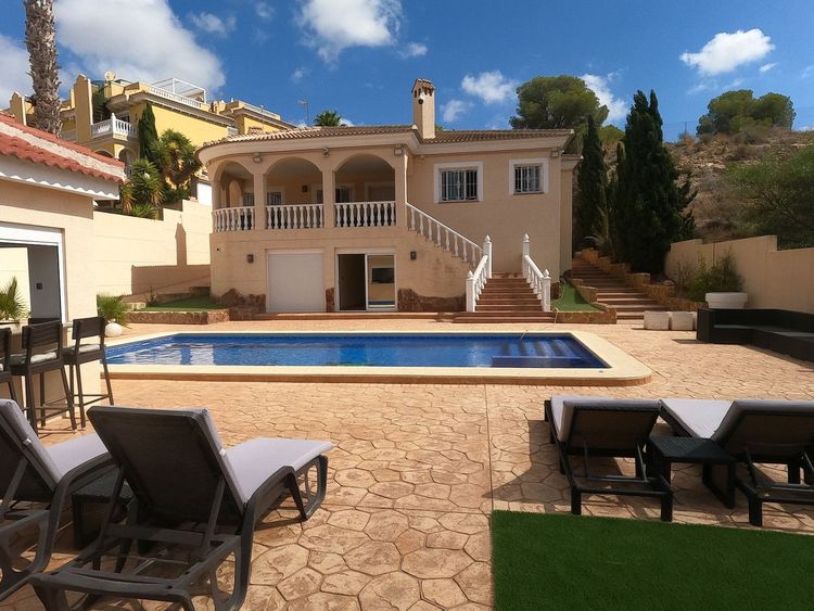 House | Resale in Algorfa in Algorfa, Costa Blanca - Photo 4