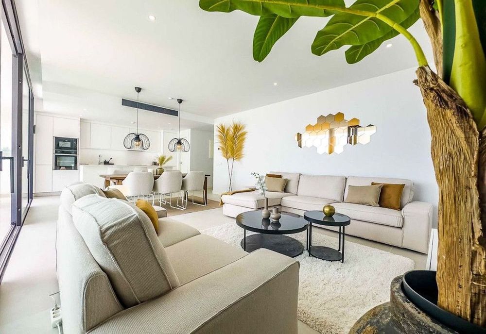 Apartment | Resale in Fuengirola in Fuengirola Others, Costa del Sol - Main property photo