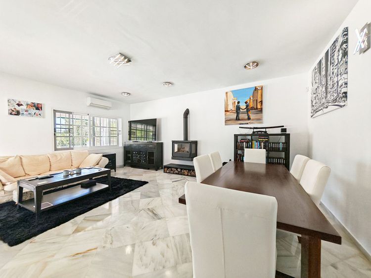 House | Resale in Benalmadena in Benalmadena Others, Costa del Sol - Photo 5