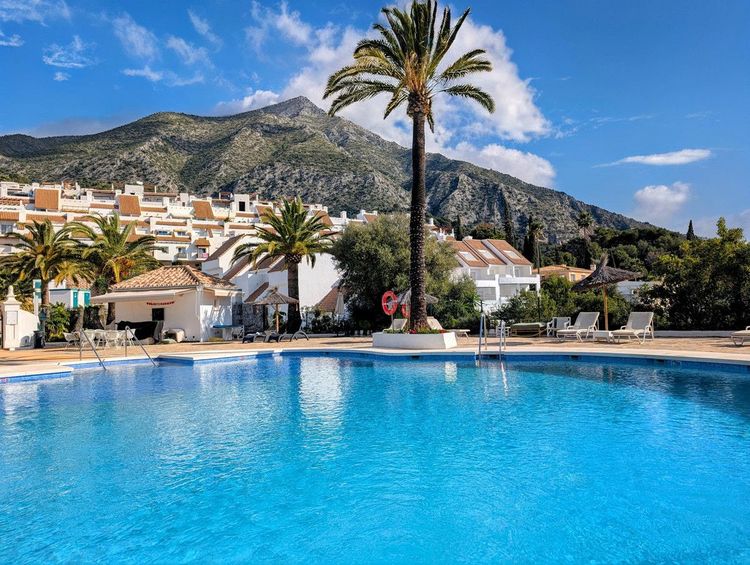 House | Resale in Istán in Istán, Ojén, Costa del Sol - Photo 2