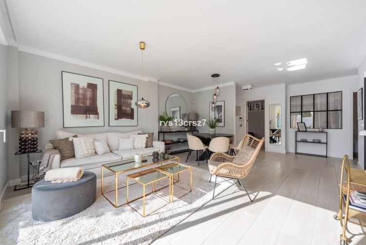 Apartment | Resale in Nueva Andalucía in Nueva Andalucía Others, Costa del Sol - Photo 5