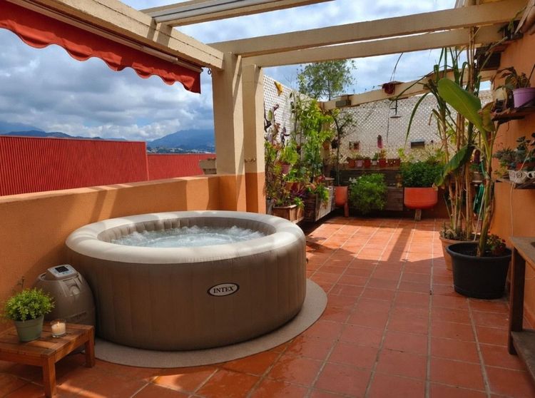 Penthouse | Resale in San Pedro de Alcántara in San Pedro de Alcántara Others, Costa del Sol - Photo 2