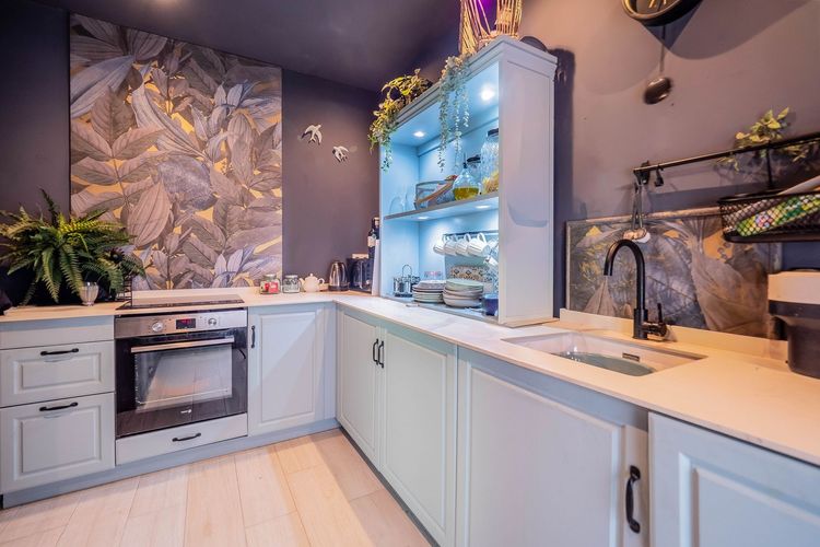 Apartment | Resale in Elviria in Elviria, Costa del Sol - Photo 3
