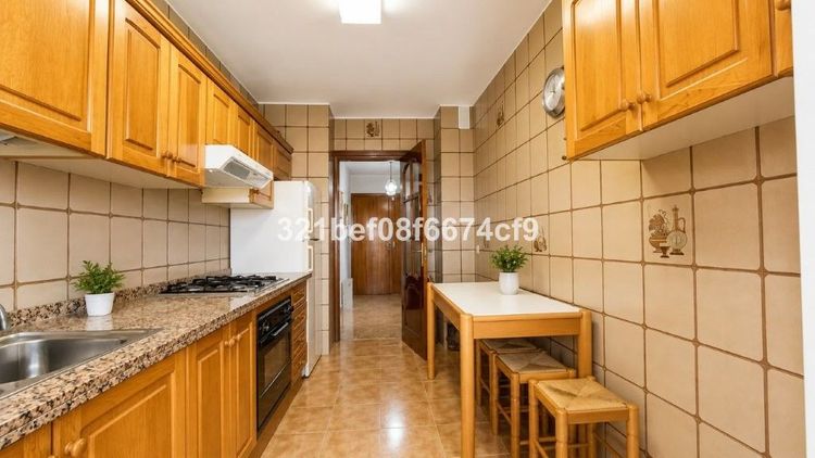 Apartment | Resale in Málaga in Málaga, Málaga City Others, Costa del Sol - Photo 2