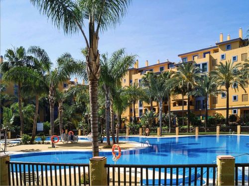 Apartment | Resale in Cortijo Blanco — Cortijo Blanco, Costa del Sol