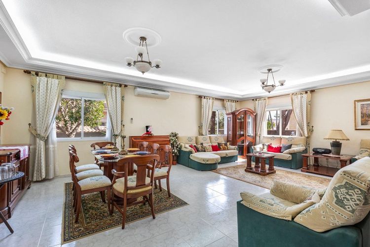 House | Resale in Rojales in Rojales, Costa Blanca - Photo 4