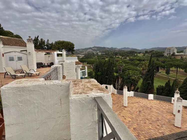 Penthouse | Resale in Río Real - Development photo 1