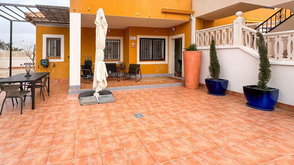 House | Resale in Arenales del Sol in Arenales del Sol, Costa Blanca - Main property photo