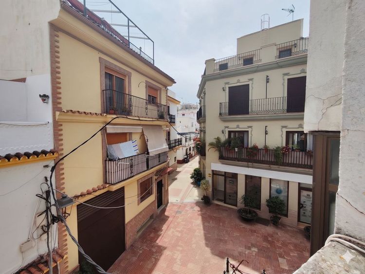 House | Resale in Marbella - Development photo 1