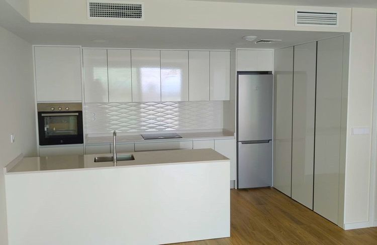 Apartment | Resale in Finestrat in Finestrat, Costa Blanca - Photo 2