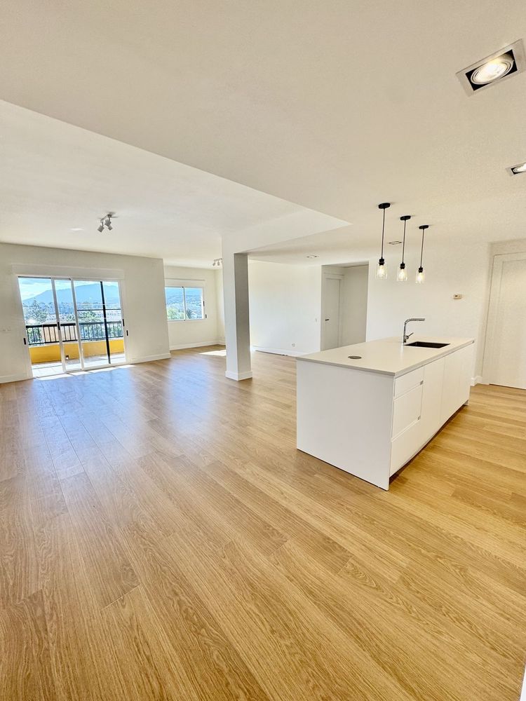 Apartment | Resale in San Pedro de Alcántara in San Pedro de Alcántara Others, Costa del Sol - Main property photo