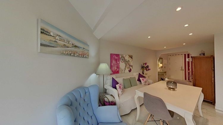 Apartment | Resale in Marbella in Marbella Others, Costa del Sol - Photo 3