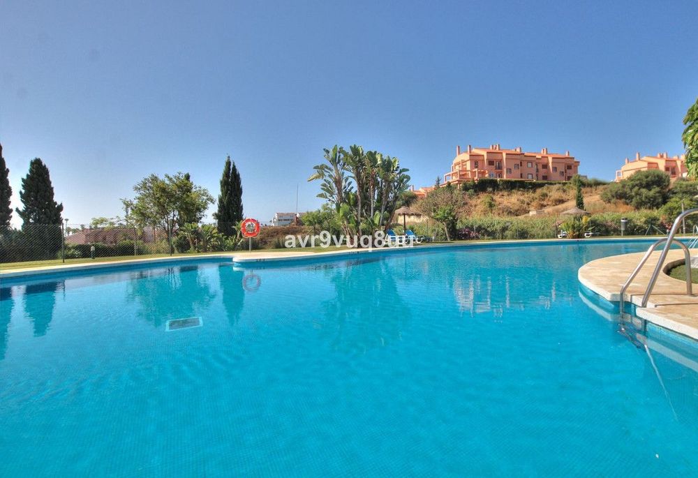Apartment | Resale in El Faro in El Faro, Costa del Sol - Main property photo