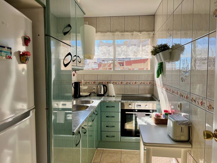 Apartment | Resale in Torremolinos in Torremolinos Others, Costa del Sol - Photo 3