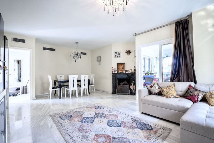 Apartment | Resale in Nueva Andalucía - Development photo 1