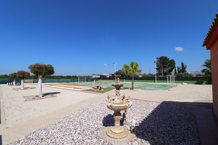 House | Resale in Benferri in Benferri, Costa Blanca - Photo 5