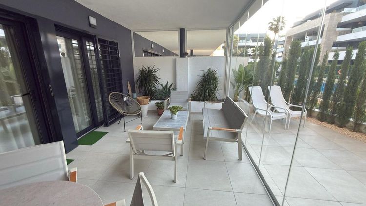 Apartment | Resale in Playa Flamenca in Playa Flamenca, Orihuela Costa, Costa Blanca - Photo 4