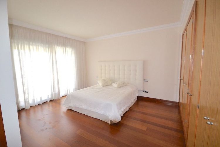Penthouse | Resale in Puerto Banús in Puerto Banús, Costa del Sol - Photo 4
