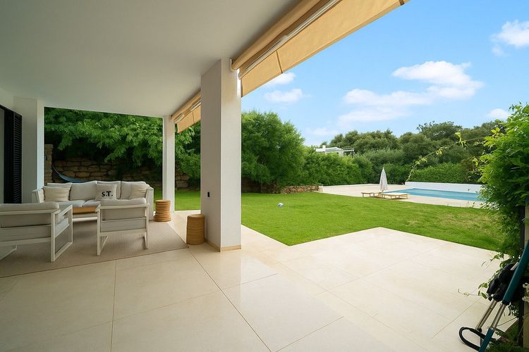 House | Resale in Sotogrande Alto in Sotogrande Alto, Sotogrande, Costa del Sol - Photo 3