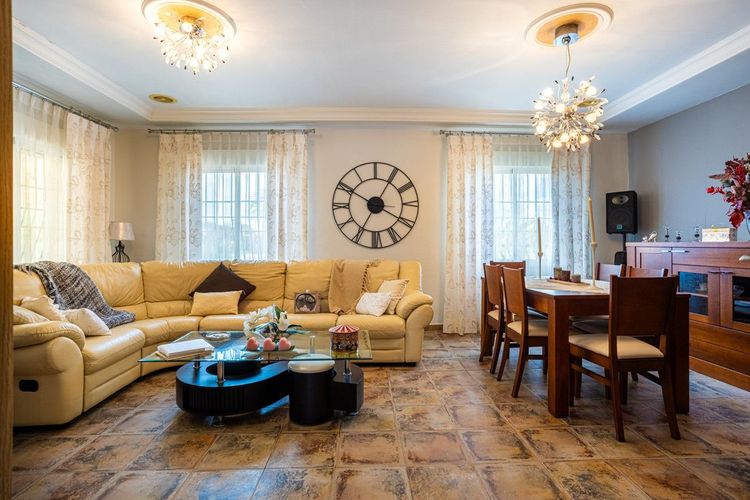 House | Resale in La Hoya in Costa Blanca - Photo 5