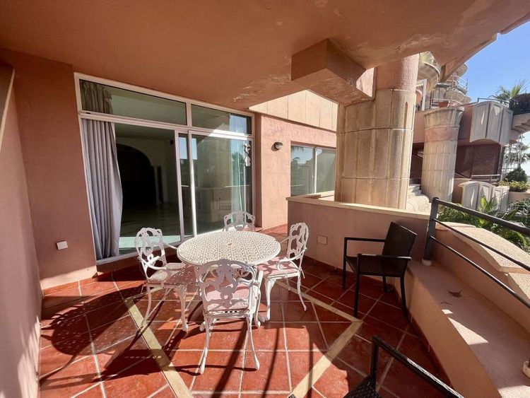 Apartment | Resale in Marbella in Marbella Others, Costa del Sol - Photo 3