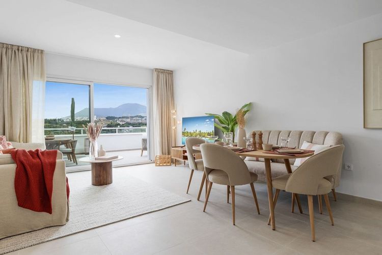 Penthouse | Resale in Cancelada in Cancelada, Costa del Sol - Photo 2