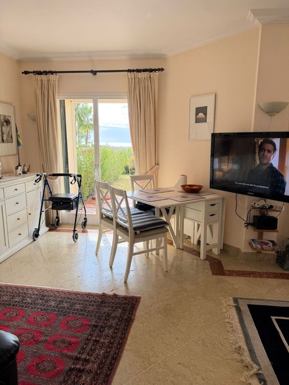 House | Resale in La Quinta in La Quinta, Costa del Sol - Photo 3