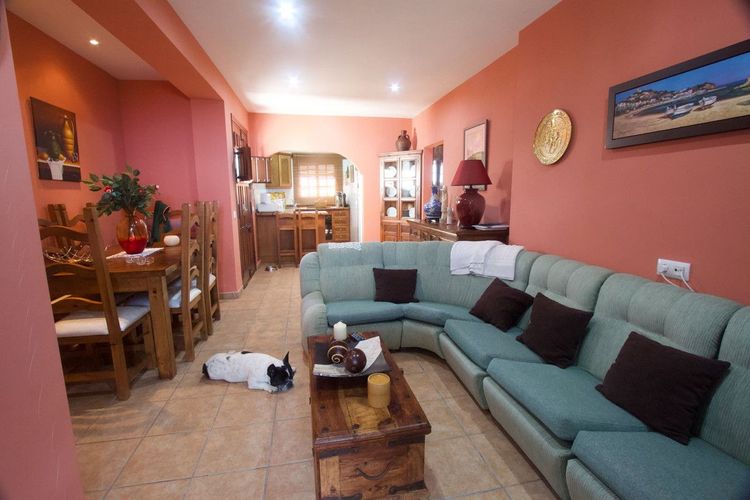 House | Resale in Casares in Casares Others, Costa del Sol - Photo 3