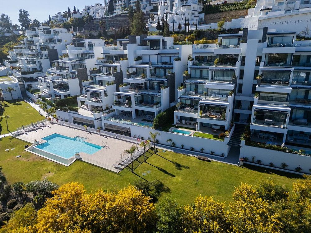 Apartment | Resale in La Quinta in La Quinta, Costa del Sol - Main property photo