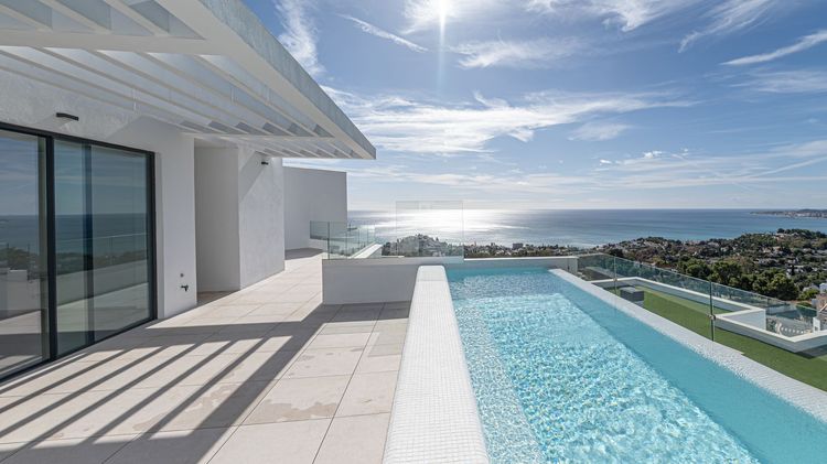 House | Resale in Benalmadena in Benalmadena Others, Costa del Sol - Photo 4