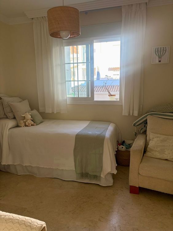 Apartment | Resale in Río Real in Río Real, Costa del Sol - Photo 4