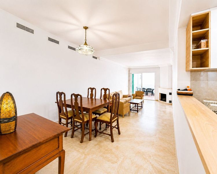 Apartment | Resale in Carib Playa in Carib Playa, Marbesa, Costa del Sol - Photo 4