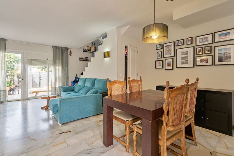 House | Resale in Reserva de Marbella in Reserva de Marbella, Costa del Sol - Photo 2