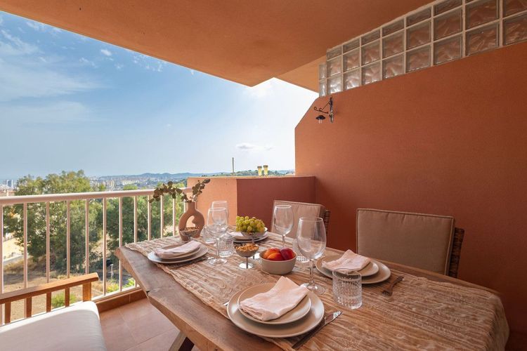 Penthouse | Resale in Los Pacos in Los Pacos, Costa del Sol - Photo 3
